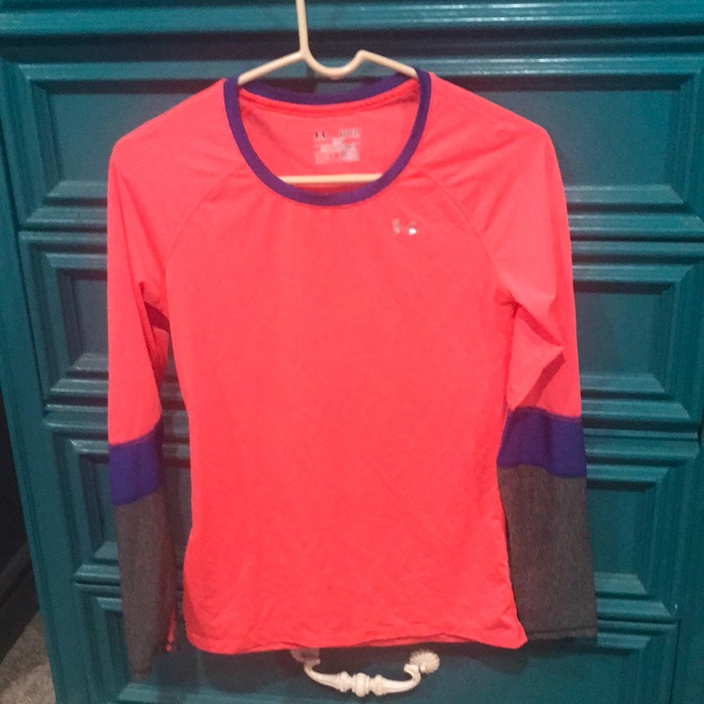 Womens xs under armor fitted long sleeve